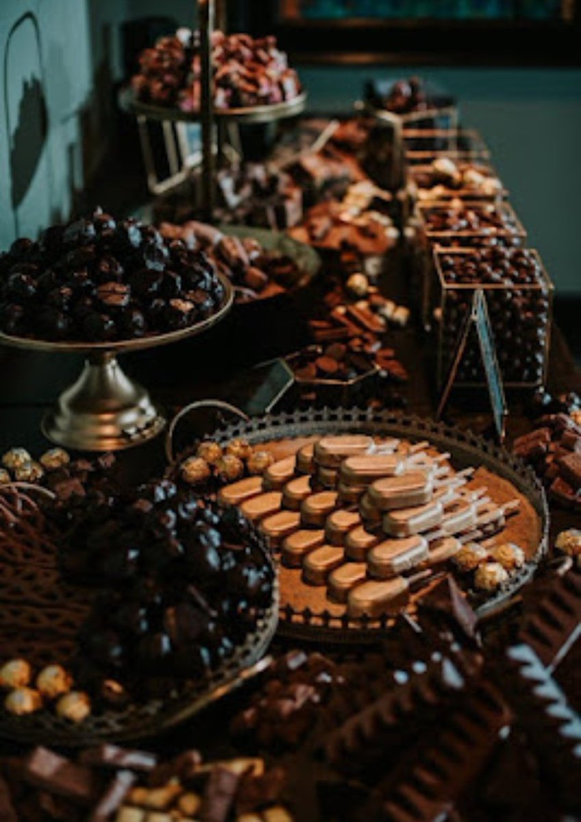 Snak3Monster's tweet photo. Con la ceremonia concluida los invitamos a la batra y a la mesa dulce para que disfruten de los aperitivos y de los tragos. https://t.co/dDuhtZjrcM