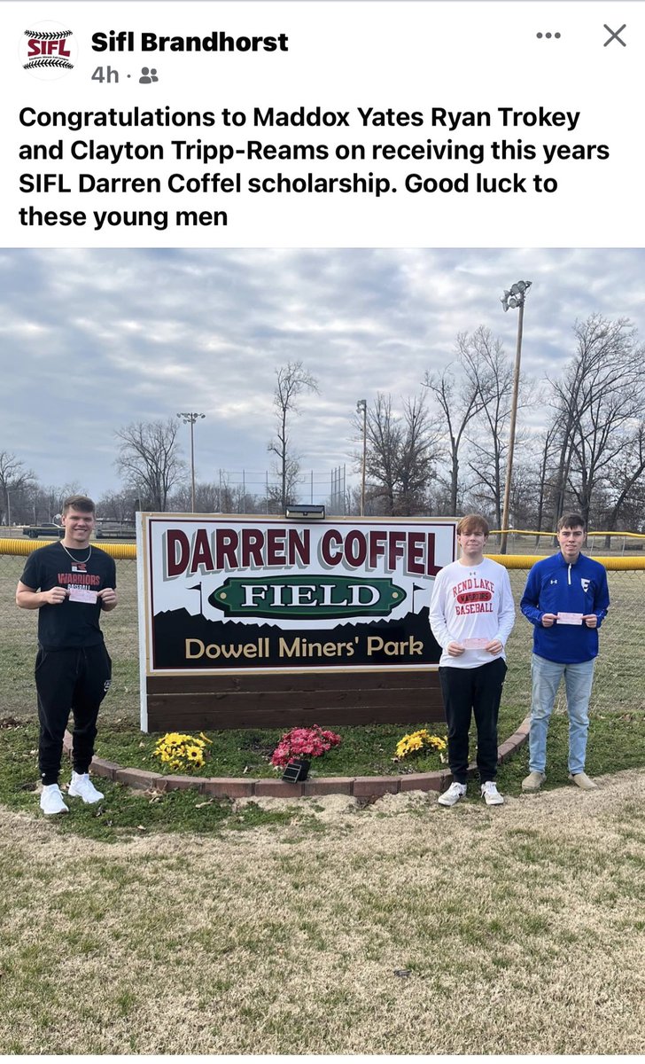 Congrats to former Wildcat Ryan Trokey of ⁦<a href="/RendLakeWarrior/">Rend Lake Warriors</a>⁩ on receiving the Darren Coffel scholarship award!