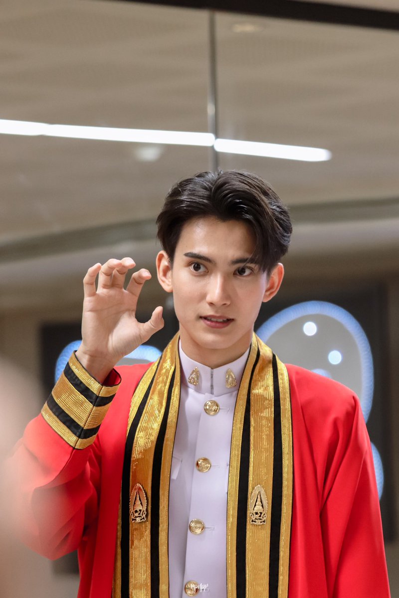 ppnpp_'s tweet image. Morning meaow~
✊🏻🐱

#FirstfhGraduationDay
#First_Chalongrat #รักแรกของเฟริสท์