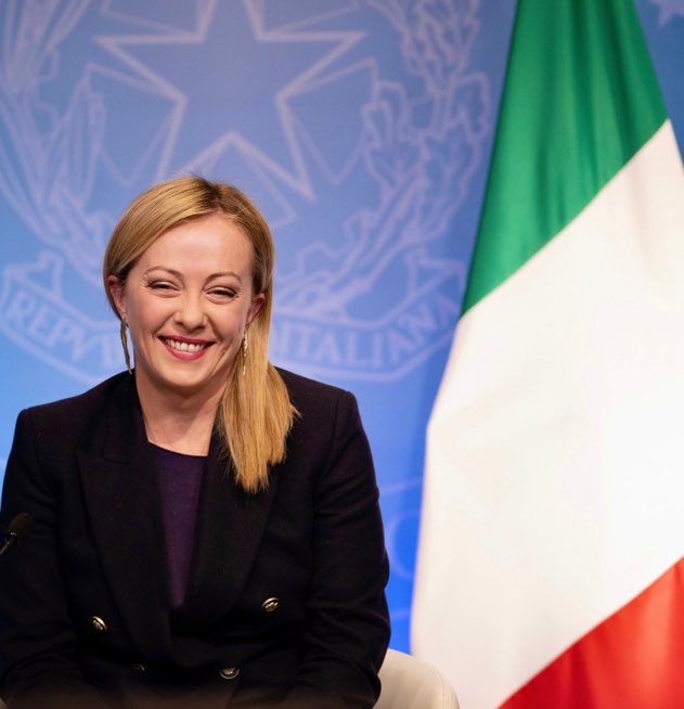 It’s good to see finally a woman @GiorgiaMeloni Prime Minister of Italy celebrating our beautiful 226 years old flag #AboutTime