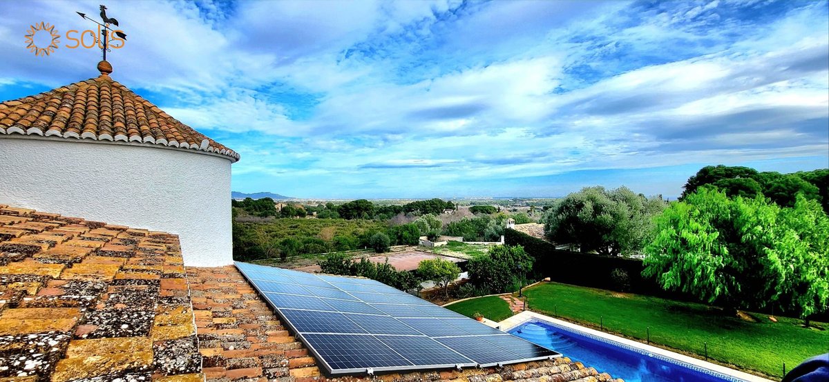 Solis_Inverters's tweet photo. #Soliscases in #Spain This beautiful installation translates climate commitments into implementation by Trina Solar panels and Solis S6 inverter, taking the green steps to reach high efficiency and grid independence with high incomes. https://t.co/KeVPKjTUGE