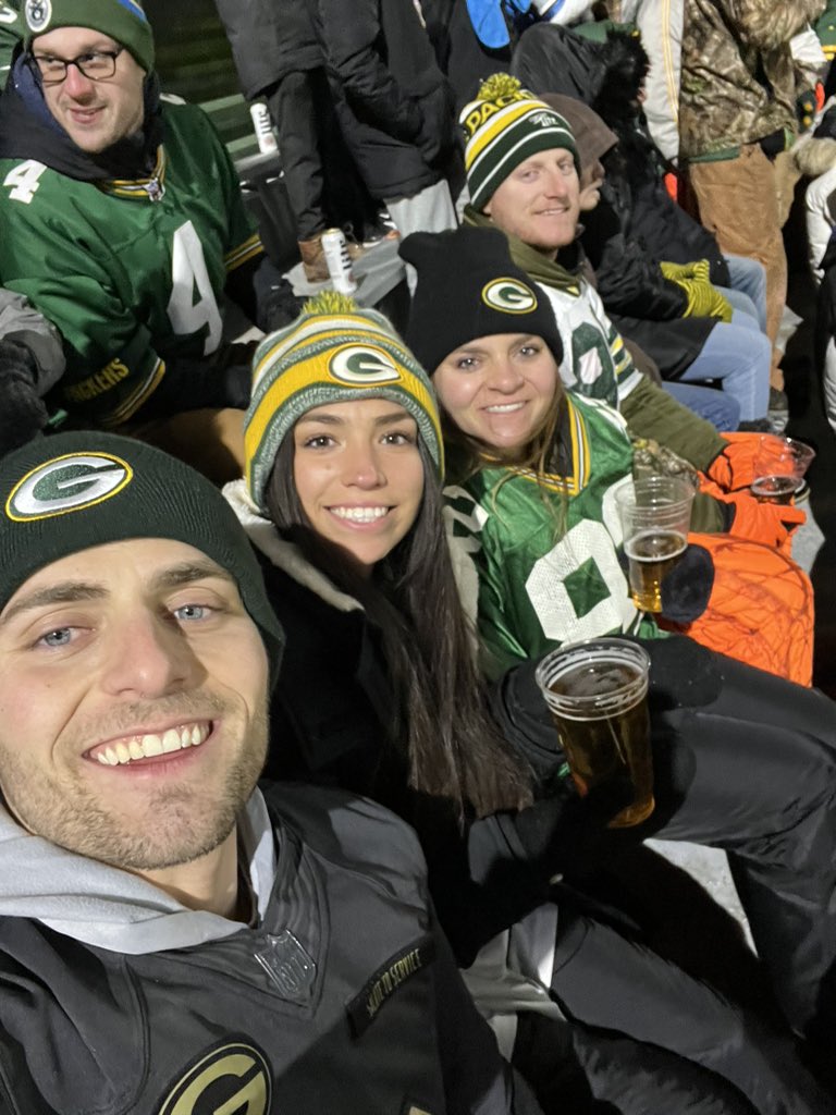 #getloudlambeau