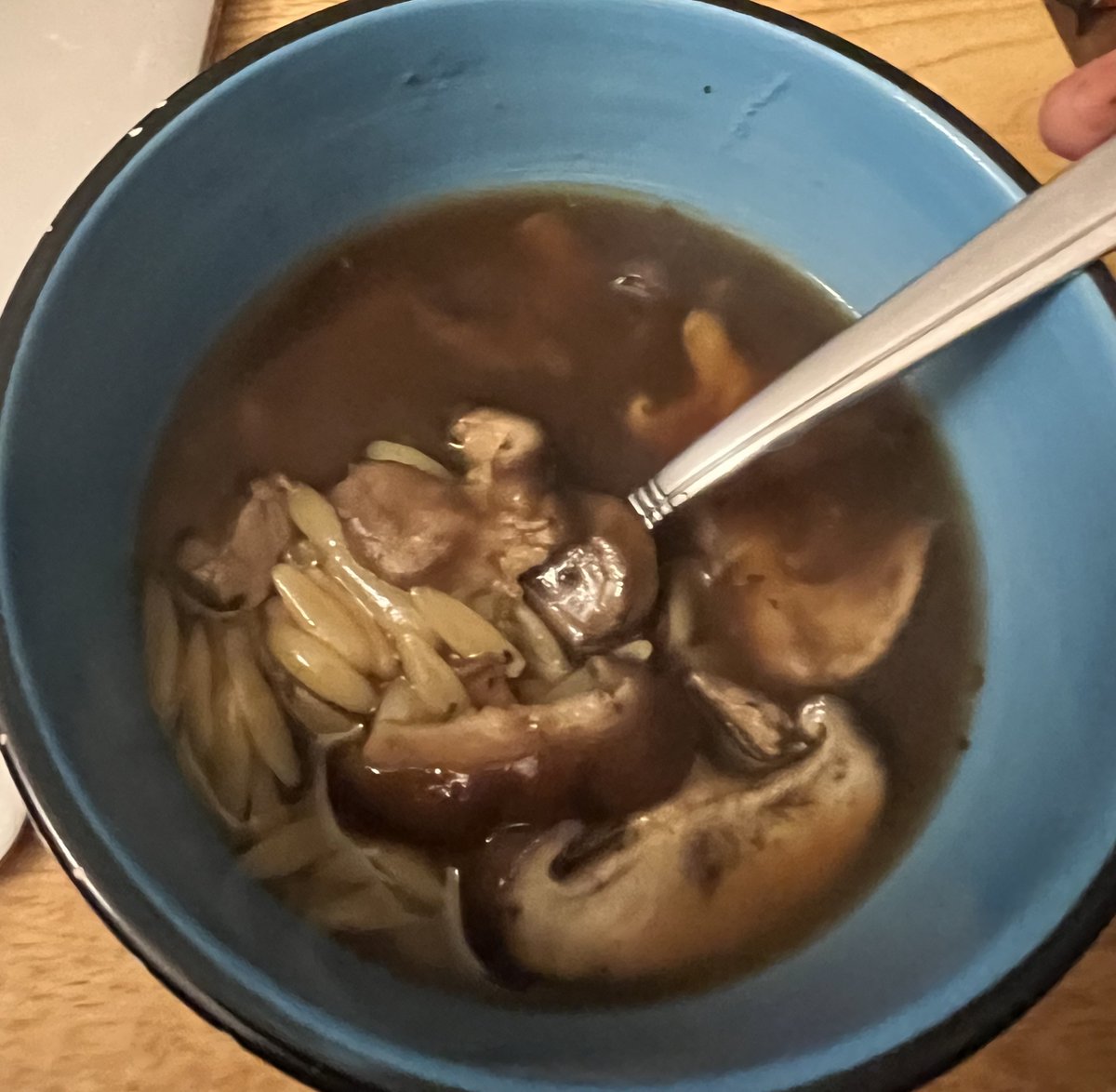 AMP2's tweet image. A fast and easy beef, mushroom snd orzo soup for supper. With nata de coco for desert! #QuickFood can be #GoodFood.
