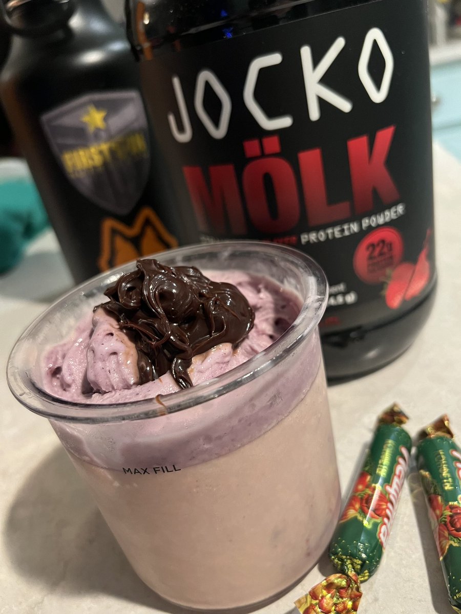 jonathanmntgmry's tweet photo. Because ending the night on plan with ice cream is ALWAYS a priority…
@echelonfront
@jockofuel
#DEFReset Day 8 #dotheworkwintheprize #iamfirstin
#prioritizeandexecute https://t.co/reMFTbgEpH