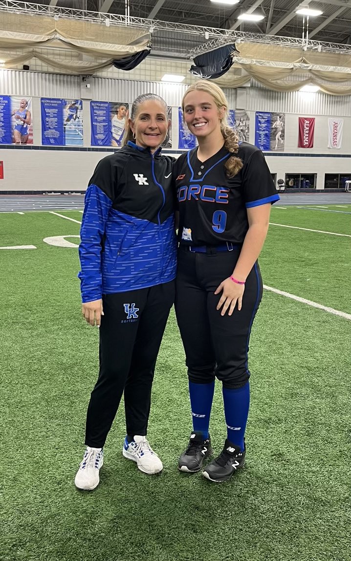 AvaEmmert's tweet photo. Thank you @UKsoftball for another amazing camp! @UKCoachLawson @UKCoachHimes @coachjb_18 @BrittCerv14 @ForceSouthern @CathSoftball https://t.co/q7ZWev4Jgh