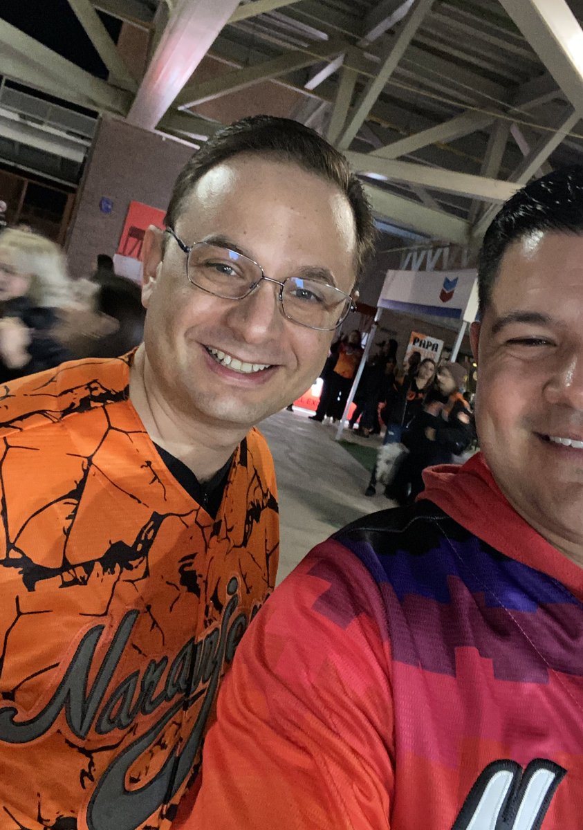 RoyMartinez's tweet photo. ¡Soy tu fan! @juanczuniga https://t.co/ytKr59GAgc