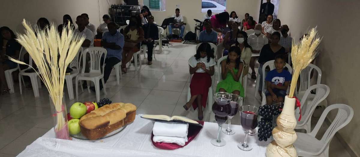 nandopom's tweet photo. Feliz Ano Novo para todos os amigos e irmãos q nos seguem q Deus continue te abençoando e que este novo ano posamos estreita o nosso relacionamento com Cristo. @nilton_n @Pr_JadsonRocha @PrC_Augusto @prdanielvieira1 https://t.co/sOalAK37B4