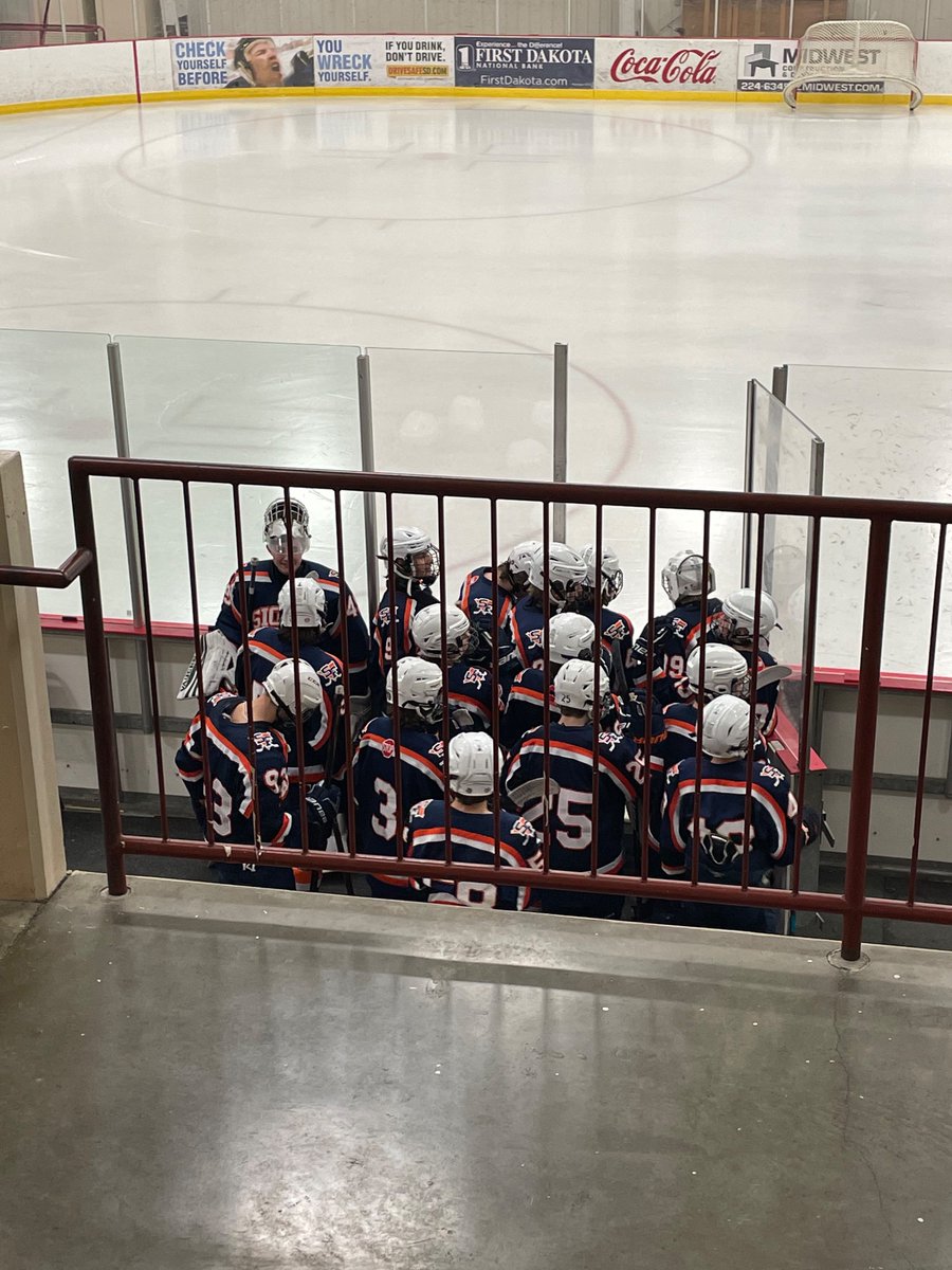 SFYHA's tweet photo. Lots of great wins and matchups this weekend.  Happy New Year!  2023 here we come! https://t.co/Aril419Tlr