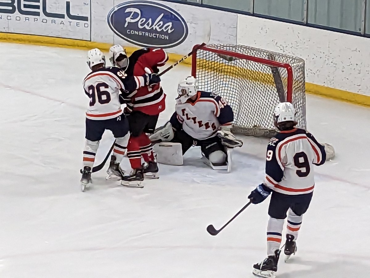 SFYHA's tweet photo. Lots of great wins and matchups this weekend.  Happy New Year!  2023 here we come! https://t.co/Aril419Tlr