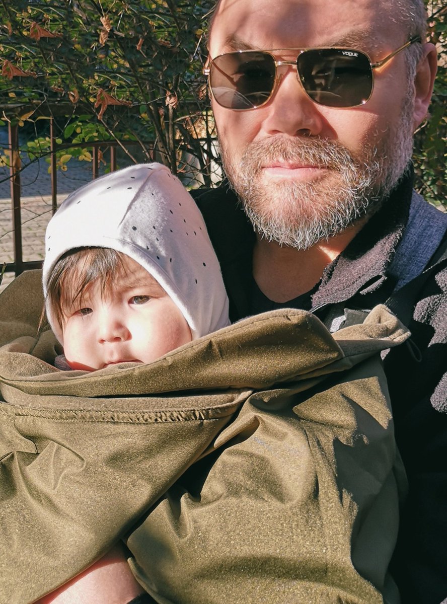 Bu yılın ilk gününde kızım Yula ile birlikte💕🧿
Pu cylnyñ tun künínde xyzym Yulanañ xada💕🧿

Foto/som: Nükhet Okutan Davletov/<a href="/ndavletovart/">Dr. Nükhet Okutan Davletov</a>