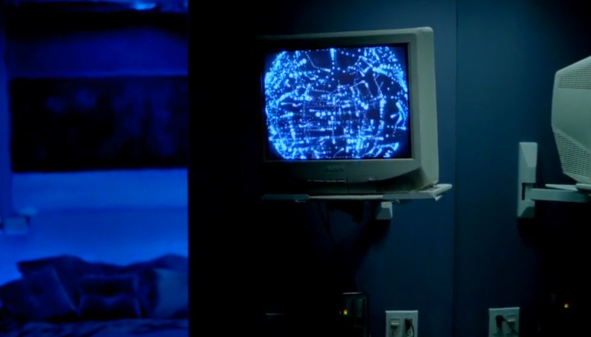 NINETIESWITCH's tweet photo. 'Belly'(1998) dir. Hype Williams • cinematography by Malik Hassan Sayeed https://t.co/MSlgbpBpX6