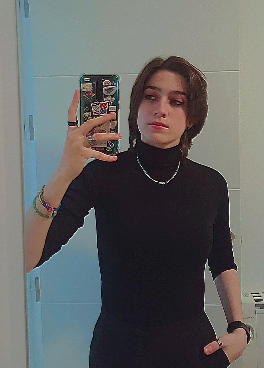 Alex 👽🎨 tweet media