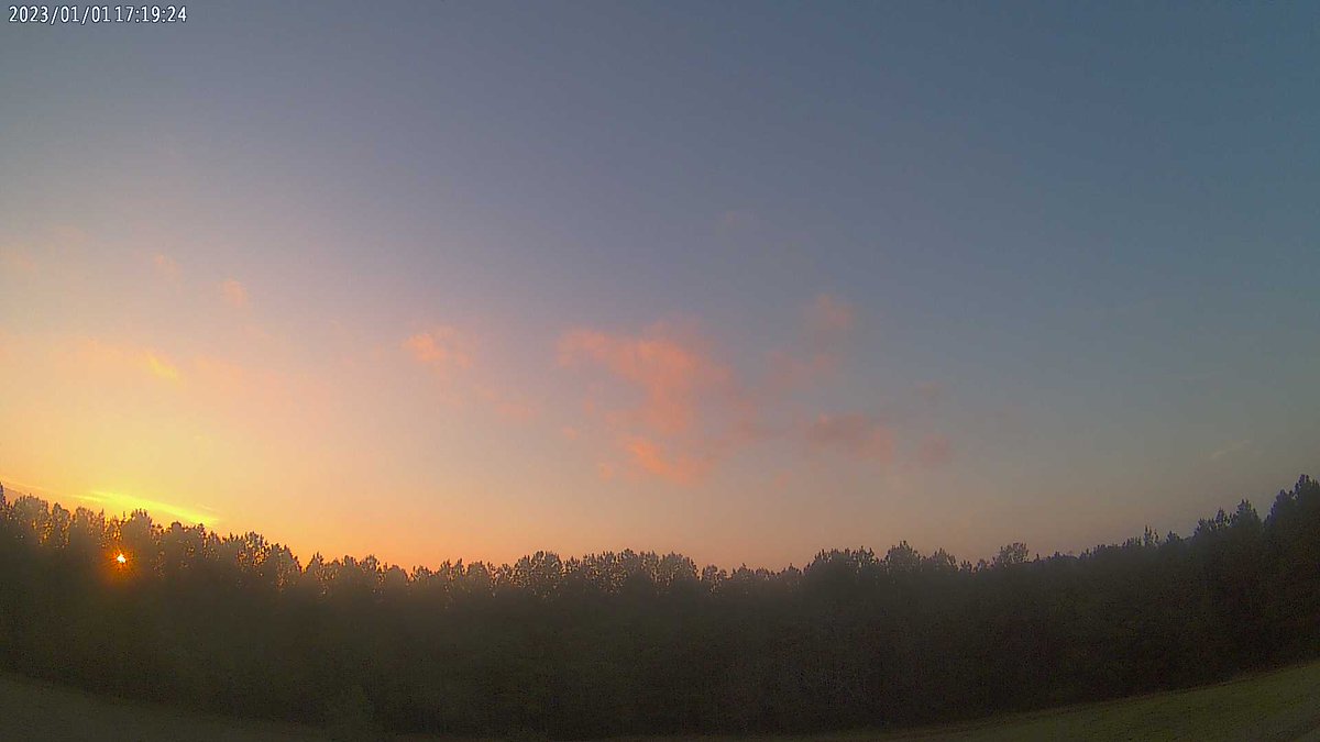 PCEMSCWxSTEM's tweet image. Pickens County Emergency Management at sunset and it's 60 F.