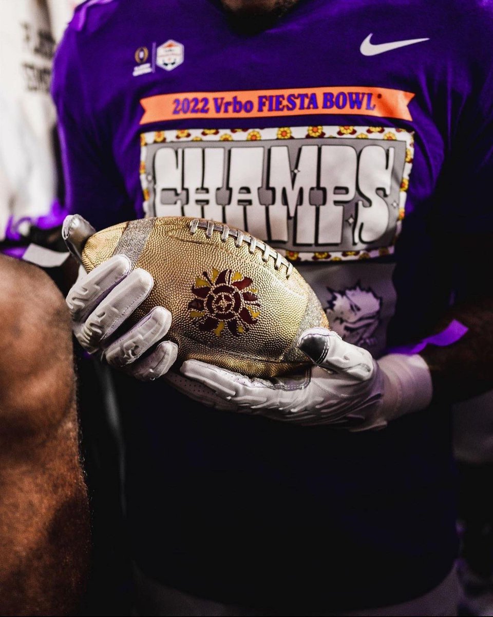 ALL_EN_7v7's tweet photo. 🔥 @Fiesta_Bowl champs! Congratulations to former #WeALLEN star @ShadrachBanks https://t.co/41wKufIaTV