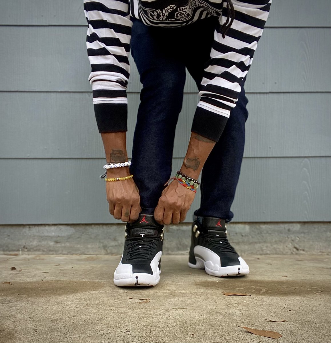 jerktherobot's tweet image. Happy New Year, SneakerFam! 
I’m boutaKick 2023’s ass n some Fresh sneaks!
#NewYearNewKicks
#KOTD #UnDS
‘Playoff’ 12s!
#SNKRSLiveHeatingUp
#yoursneakersaredope
#wearyourkicks