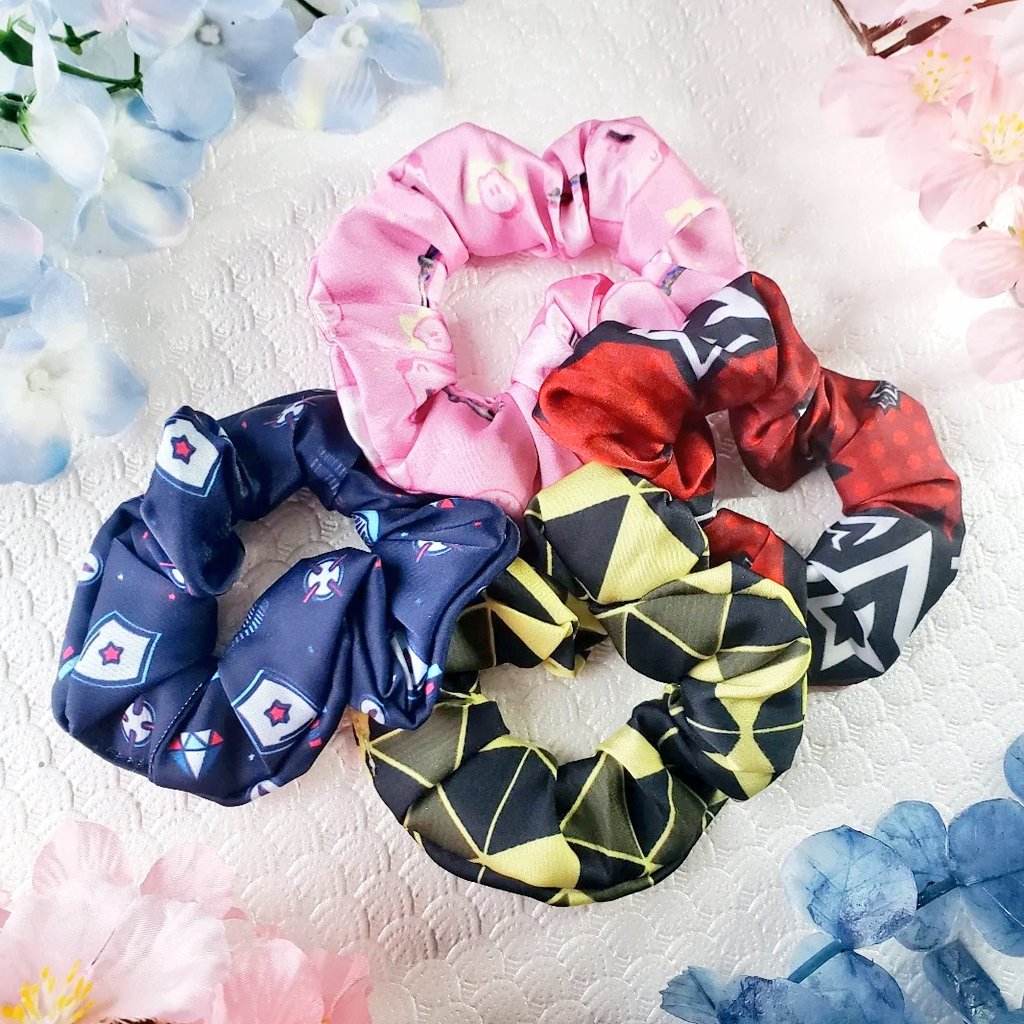 PindieGamer's tweet photo. Annual pinned post refresh 😆 

Hi, I'm Pindie! Local JRPG enthusiast who loves designing pins and equippable merch! 

☆ Shop: https://t.co/upsqNVVKK4
☆ IG: https://t.co/7X8mXBmvh2 https://t.co/xc8RIlsB4M