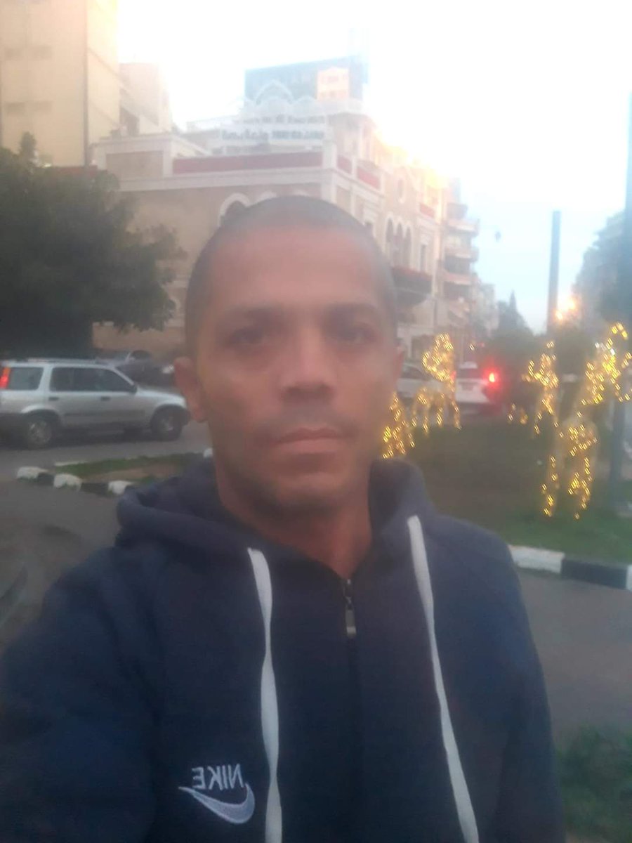 AhmadHoss5's tweet photo. في طرابلس اليوم مساء https://t.co/9Wb7O2Pn1Z