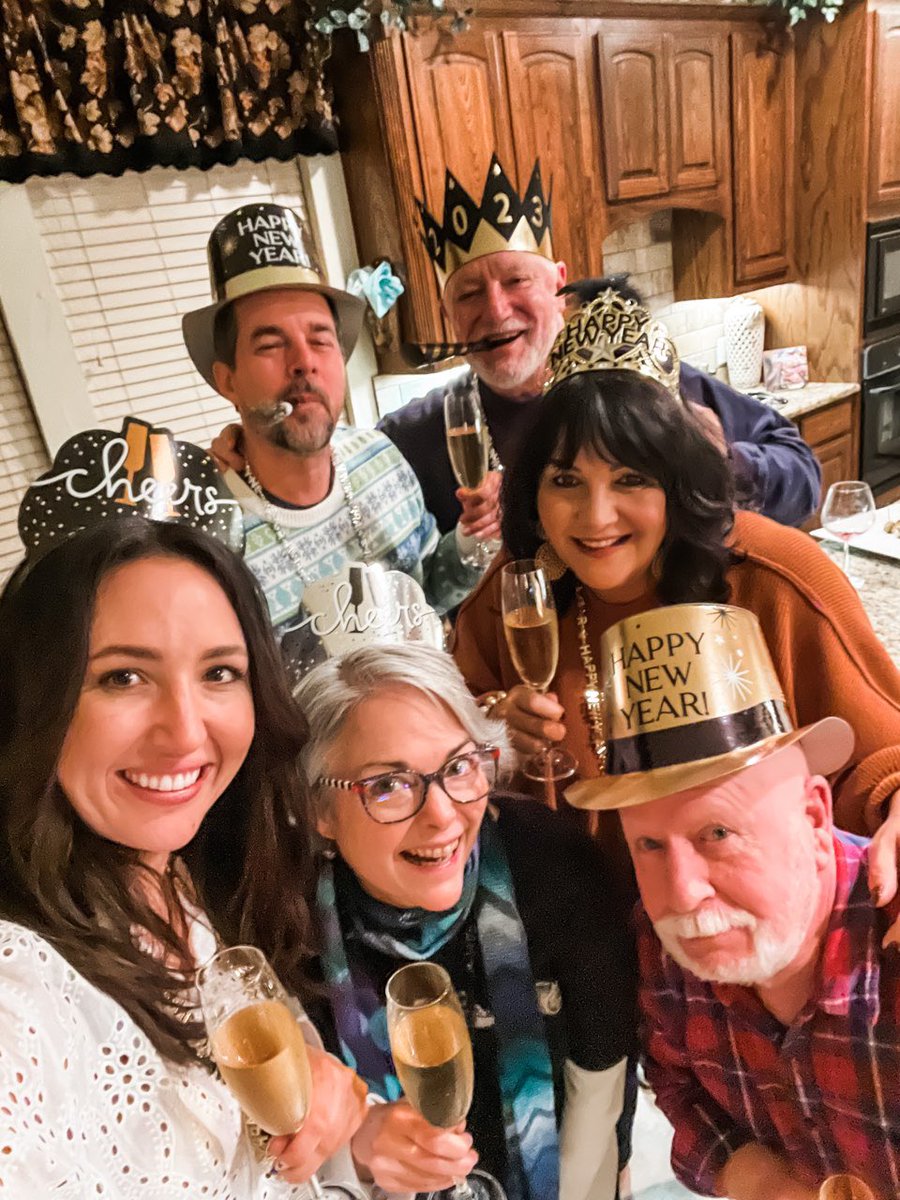 New Years Eve wines:

2003 Krug Champagne, 13 Williams-Selyem Zinfandel Papera Vnyd, 13 Corison Kronos Vineyard Cabernet Sauvignon, 13 Grgich Hills Estate Cabernet Sauvignon Rutherford, 15 Calais Winery Botrytis Texan Chenin Blanc TX High Plains, 19 Accendo Cellars Laurea Napa
