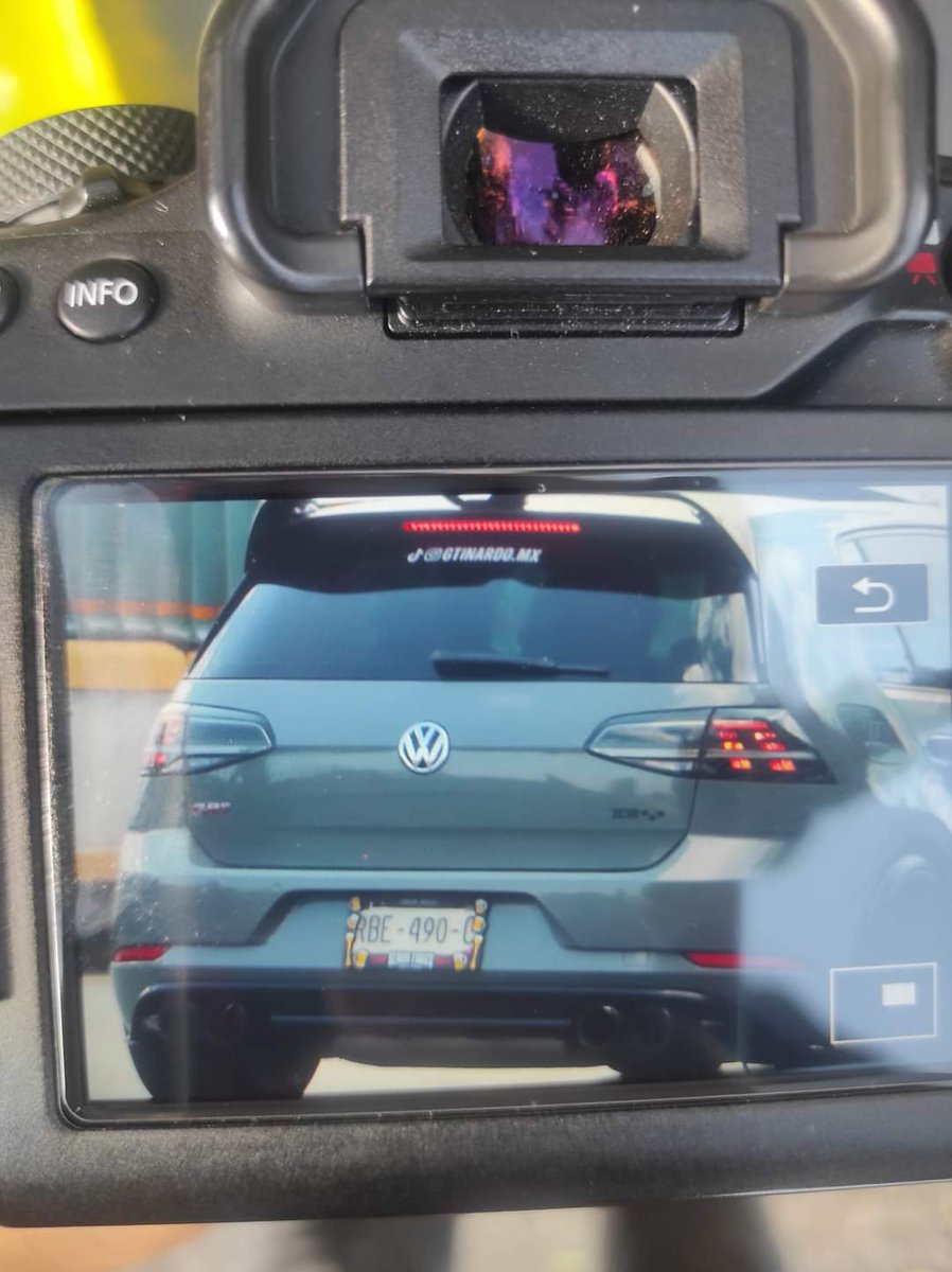 CizzaBernal1's tweet image. Si ven a este animal, acaba de tirar a un compita y a su hija acá en el km 28 y se dió a la fuga. Carretera México Cuernavaca dirección hacia tres marías 
Ya cerró su instagram. Compartan!