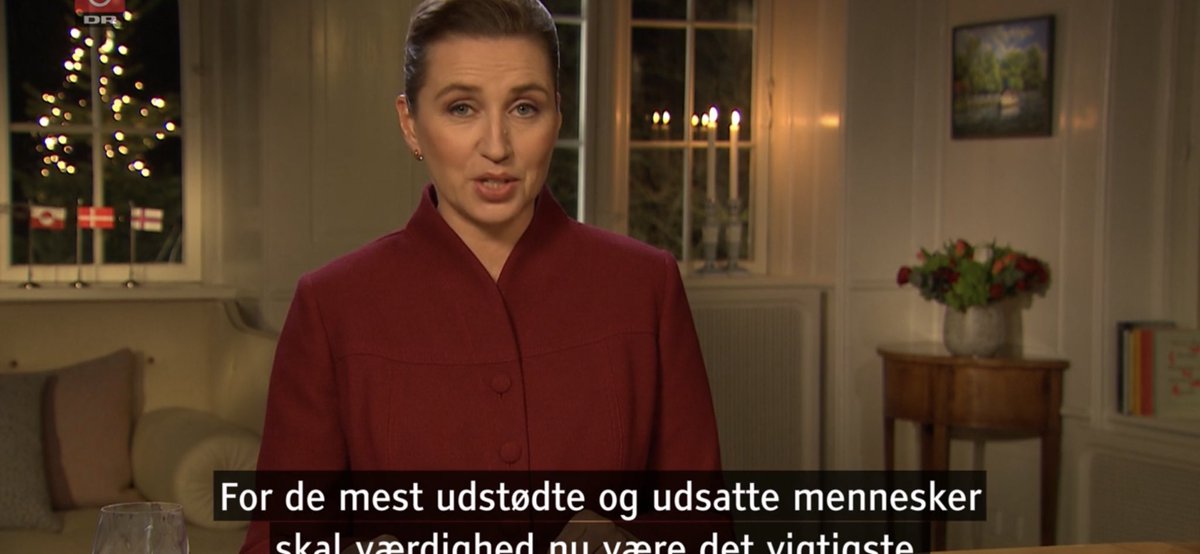 Endelig! 🫶🏽 Socialpolitik helt i top i <a href="/Statsmin/">Statsministeriet</a> s nytårstale 👍🙏“Værdighed skal nu være det vigtigste for de mest socialt udsatte”, sagde hun blandt andet.
Glæder mig til at se <a href="/RosenkrantzT/">Rosenkrantz-Theil</a> folde det ud. Håber det bl.a. endelig lykkes med hjemløsereform og specialeplan #dkpol