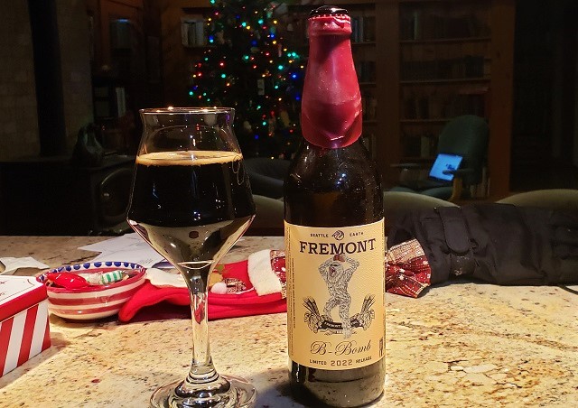 A New Year's Eve classic for #12BeersofChristmas 5 from <a href="/fremontbrewing/">Fremont Brewing</a> in Seattle: theaposition.com/tombedell/golf…