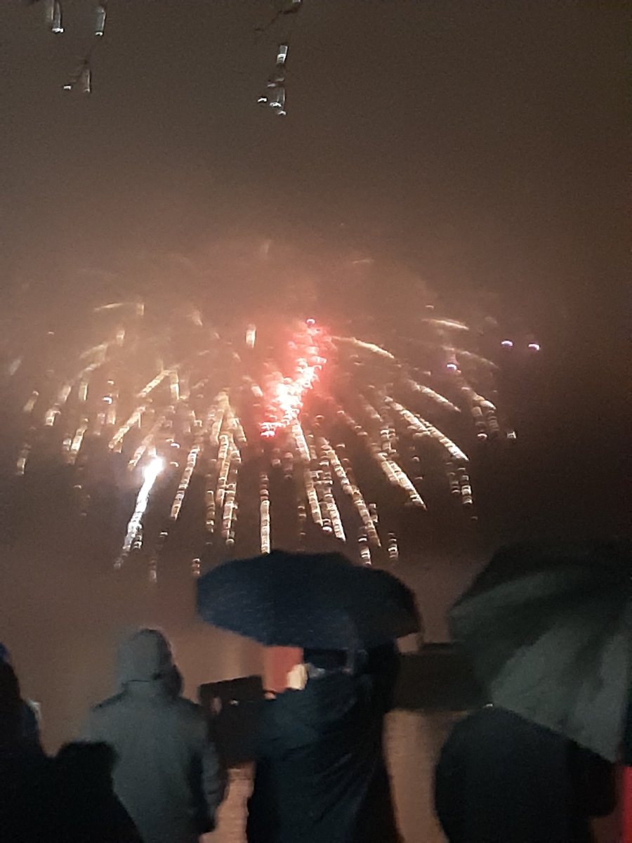 cybernag66's tweet photo. Happy New Year #DowntownKingston
Awesome fireworks. https://t.co/O48Mar5fVq