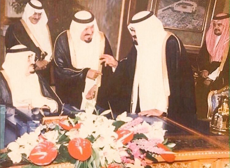 KsaPast88's tweet photo. رحمهم الله وغفر لهم.
عبق التاريخ في هذه الصورة https://t.co/OgaBFVKfYX