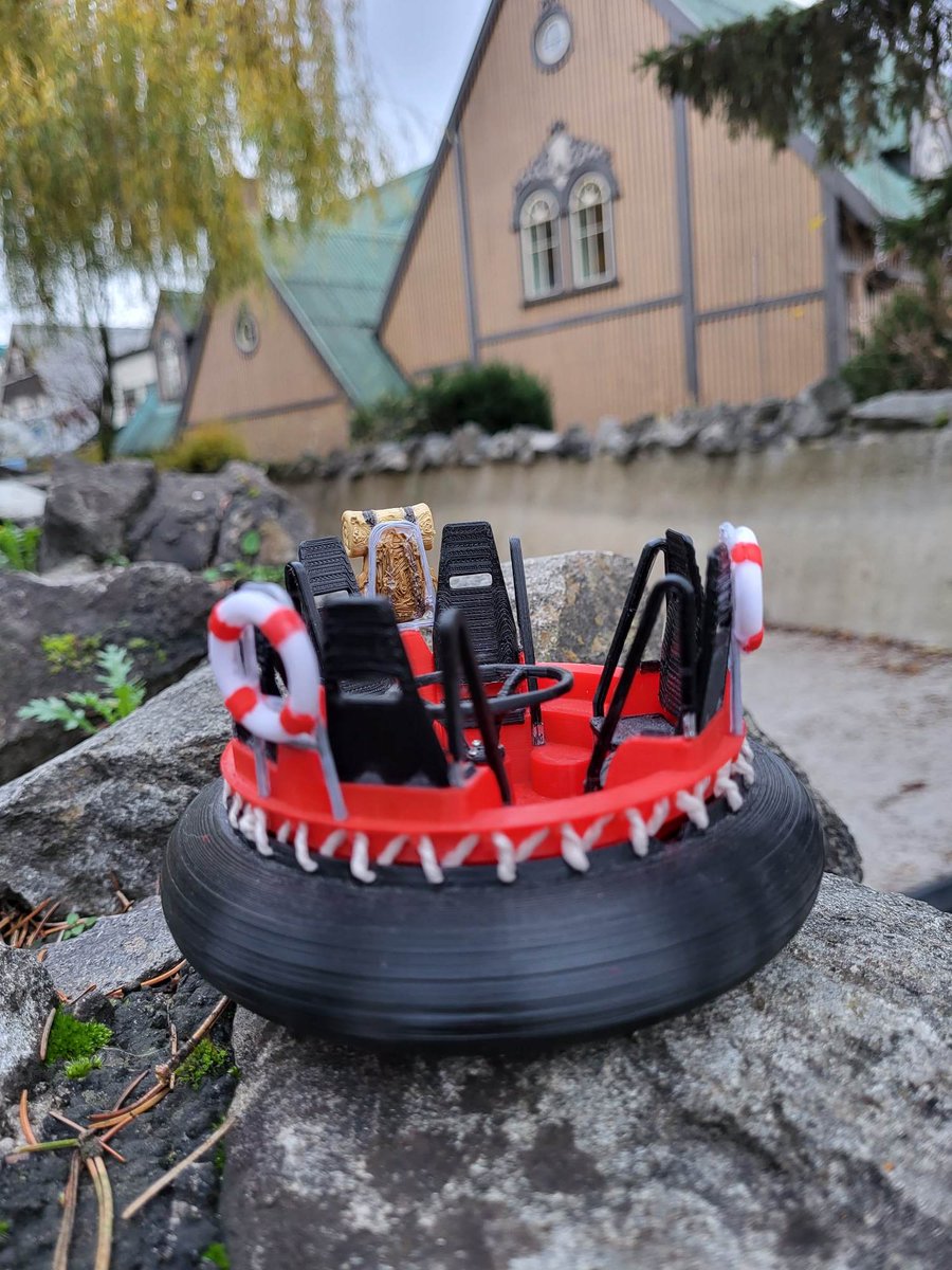 Bei unserer Weihnachtsverlosung konnten wir 555€ sammeln - vielen Dank an alle #epfriends, die mit ihrer Spende die wohltätigen Vereine des <a href="/europa_park/">Europa-Park 🎢</a> unterstützt haben! ❤️

Wir wollen die #Spende beim Winterfantreffen am 7. #Januar übergeben. Seid ihr beim #Fantreffen dabei?