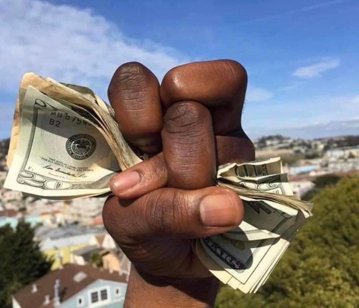 layxsnv's tweet photo. How ima be with my Money all 2023 😌😌😌 https://t.co/7zG42nN2Op