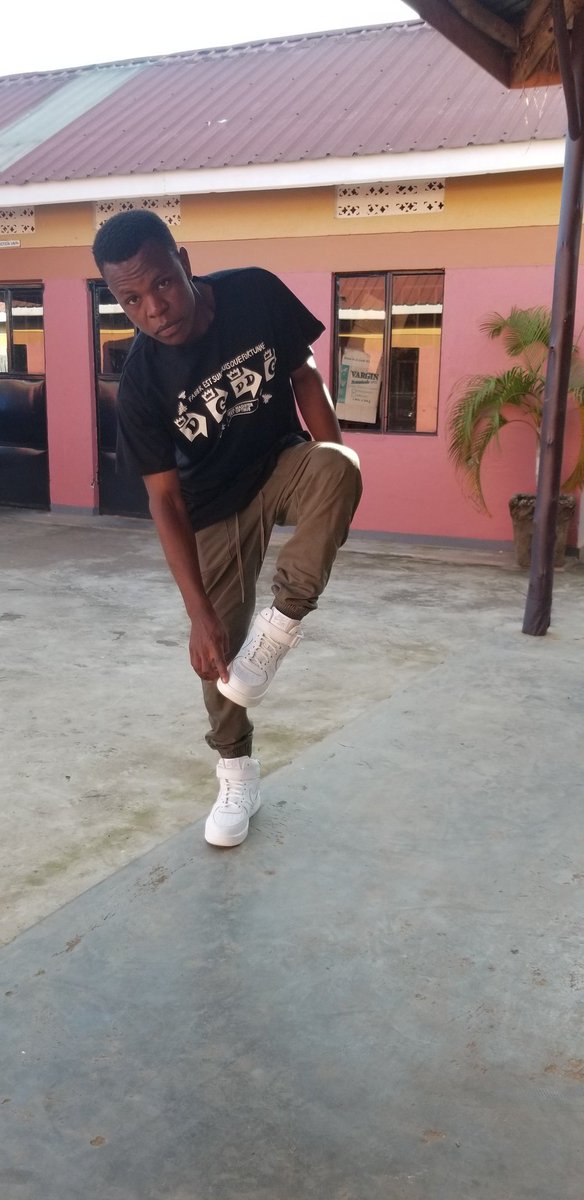King0wen's tweet photo. https://t.co/c5SoVFwSjO