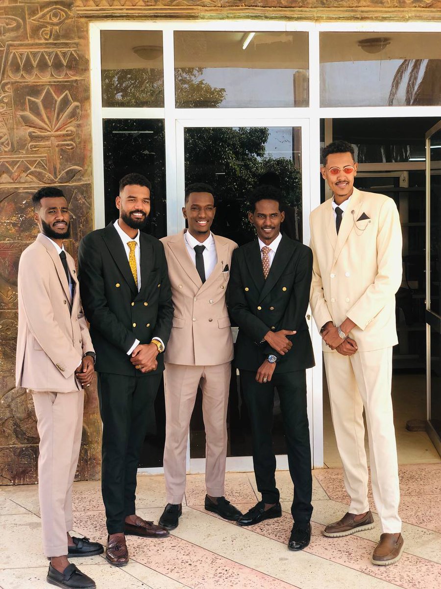 249ahmeed's tweet photo. 31/12 ❤️
alhamdullilah officially graduated ❤️❤️❤️🥳🎓🎓 https://t.co/aCAoIyIqoo