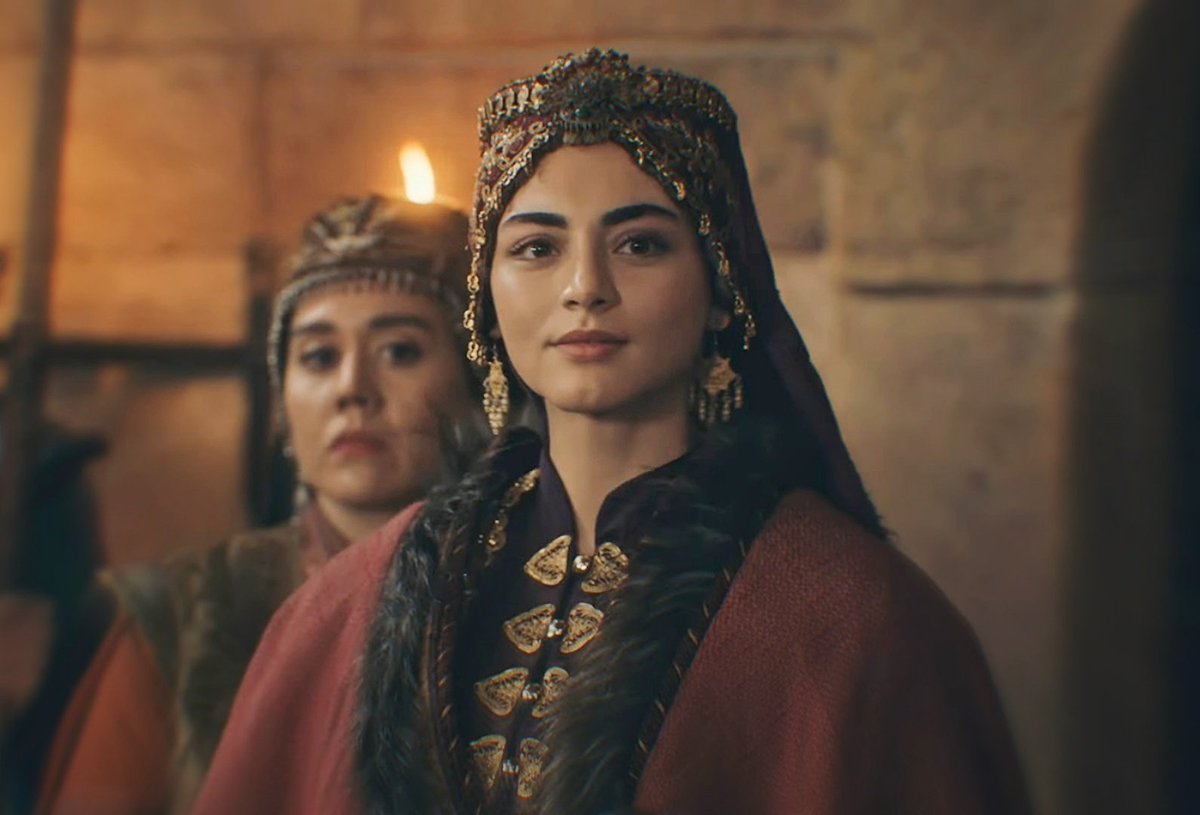 Yenişehir baş hatun BALA Sultan ❤️
#balaSultan #OsBal #BalaHatun #KuruluşOsman #bala