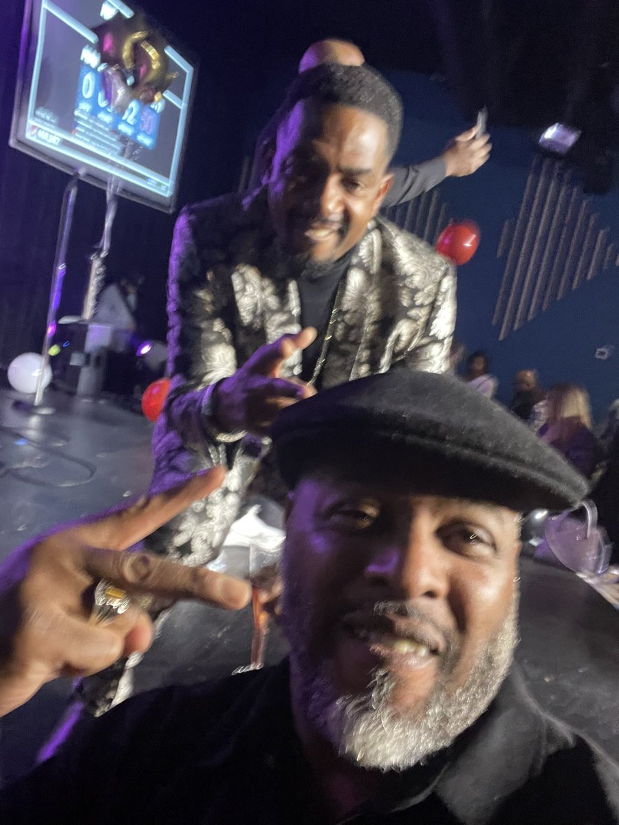 Happy New Year’s! Checking out Bill Bellamy! Funny dude 💯#HappyNewYear2023  #Robertlbutlejr #BillBellamy #Natejacksonsuperfunnycomedyclub #goodbye2022 #comedy