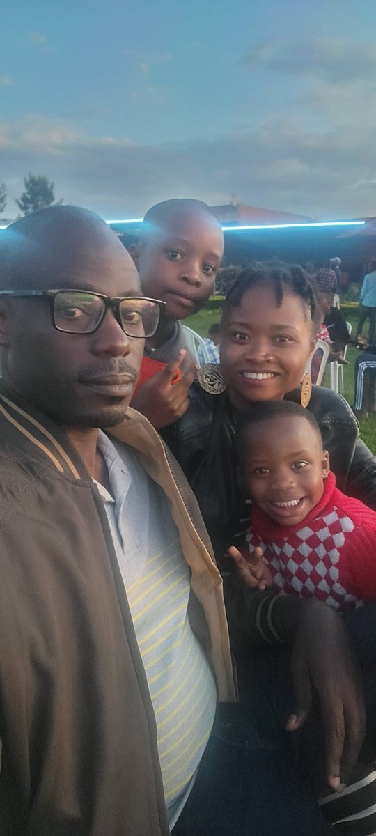 mbalice407's tweet photo. From my family to yours!
Happy new year 2023 https://t.co/fzZBVreTMd