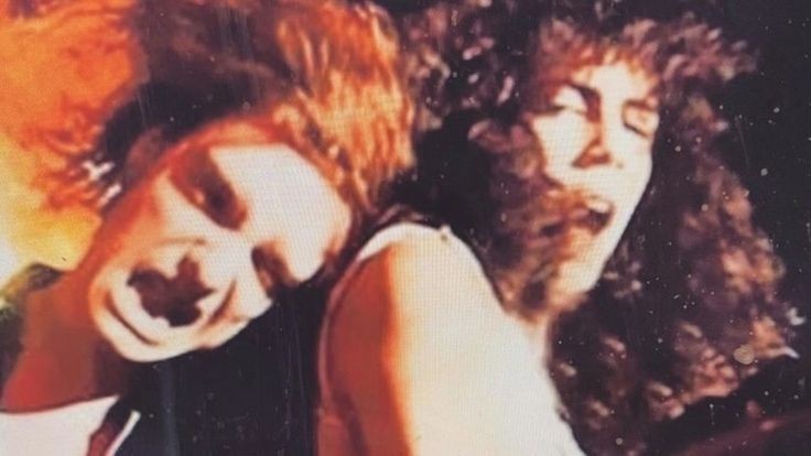 luxaeternna's tweet photo. kirk and cliff ♡ #Metallica #kirkhammett #Cliffburton https://t.co/nd8IXp6L01