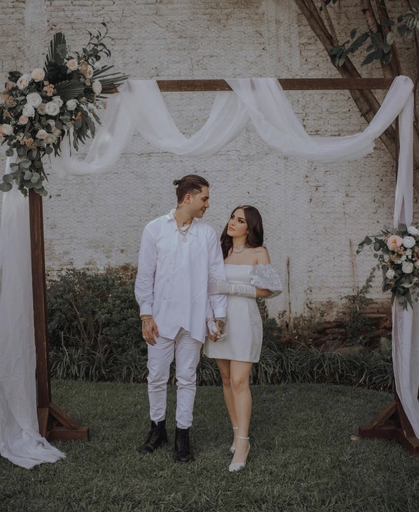 JDPantojaData's tweet photo. 12 días para la boda. https://t.co/iv7pqHgHSO
