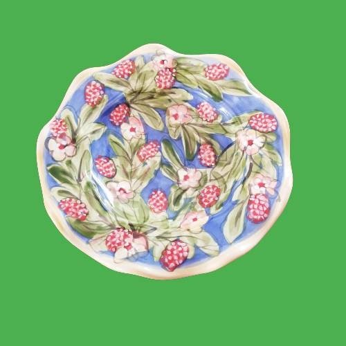 Vintage Ceramic Dish, #vintage #ceramic #vintageceramic #ceramics #vintageceramics #ceramicbowl #ceramiccenterpiece #dishes #vintagedish #servingdish #servingdishes #tableware #dinnerware #handmade  etsy.me/3Gy7VjJ
