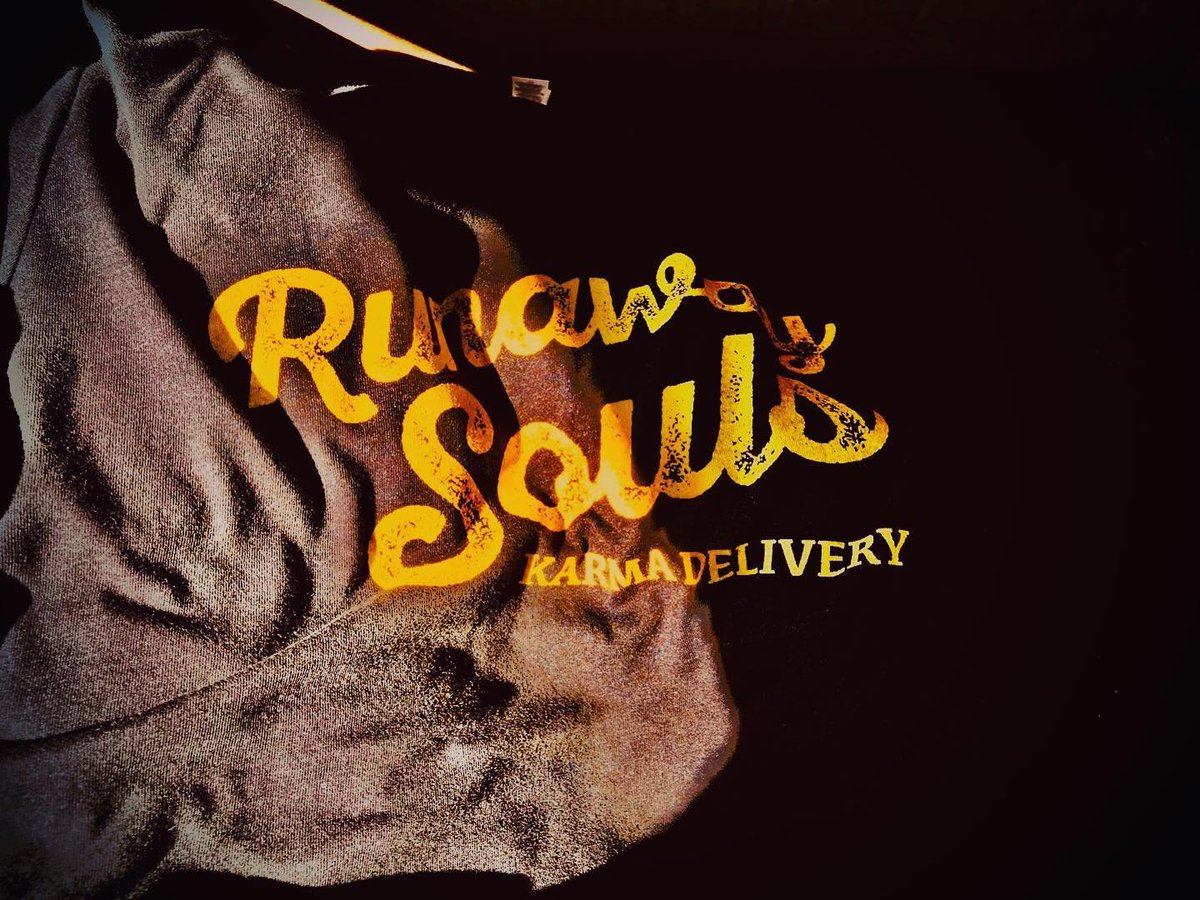 NCRinNA's tweet photo. New Rock Releases: 

Runaway Souls #runawaysouls release Exit The King #ExitTheKing #Rock #NewRock #NextWaveofRock #NWOCR #NewMusicAlert #runawaysouls
December 30, 2022

🎧 https://t.co/AR0RAnEvQ1 https://t.co/8xsyvQNpw5