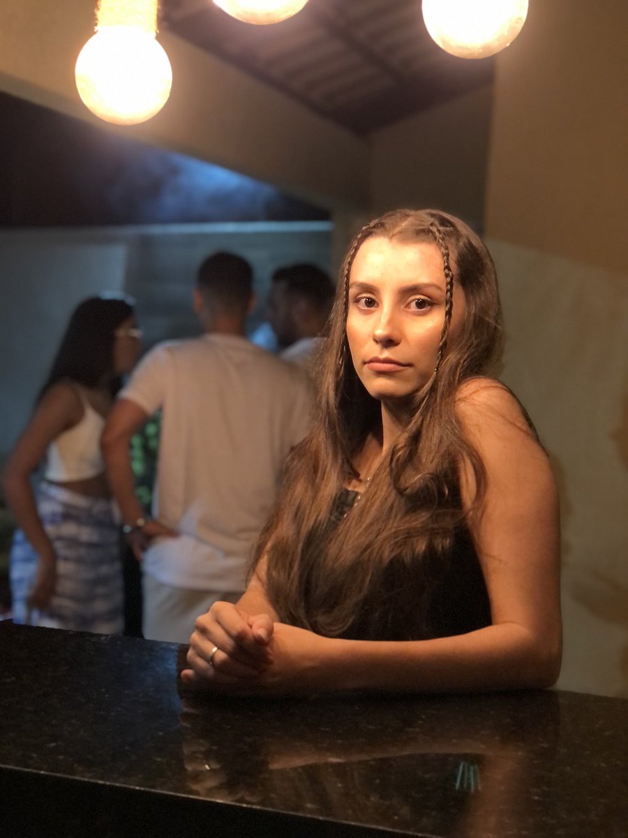 the_larissa's tweet photo. 2023 pode vir ✨ https://t.co/6lYVyV95xt