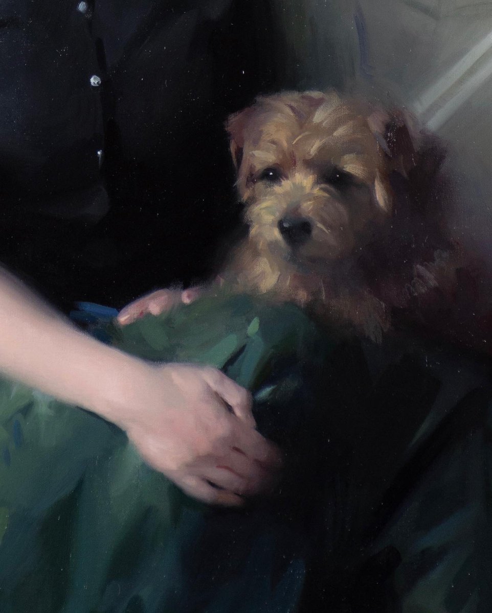 francesbellptg's tweet photo. Loved this recent portrait commission. Lovely clients and such fun to paint. #oilpainting #portrait #portraiture #commisdionedart https://t.co/fT09iU2REb