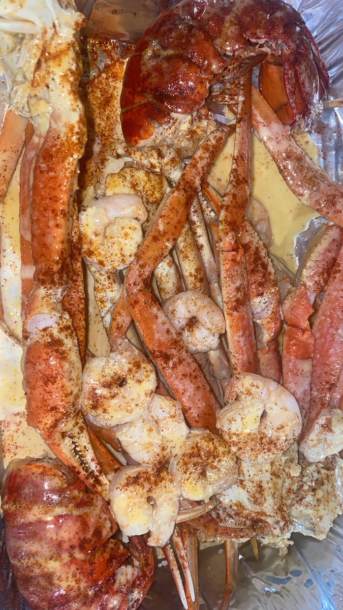 HerbanLegendJD's tweet photo. And this could all be for you!!! #SeafoodPan #StreetChef #LouisianaShit https://t.co/hJWc3H5ZBn