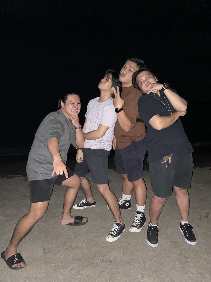 kierfelsungaXI's tweet photo. RE4L. 
See you when I see you boiz 🤝🏻 https://t.co/TAyLZXLDg8