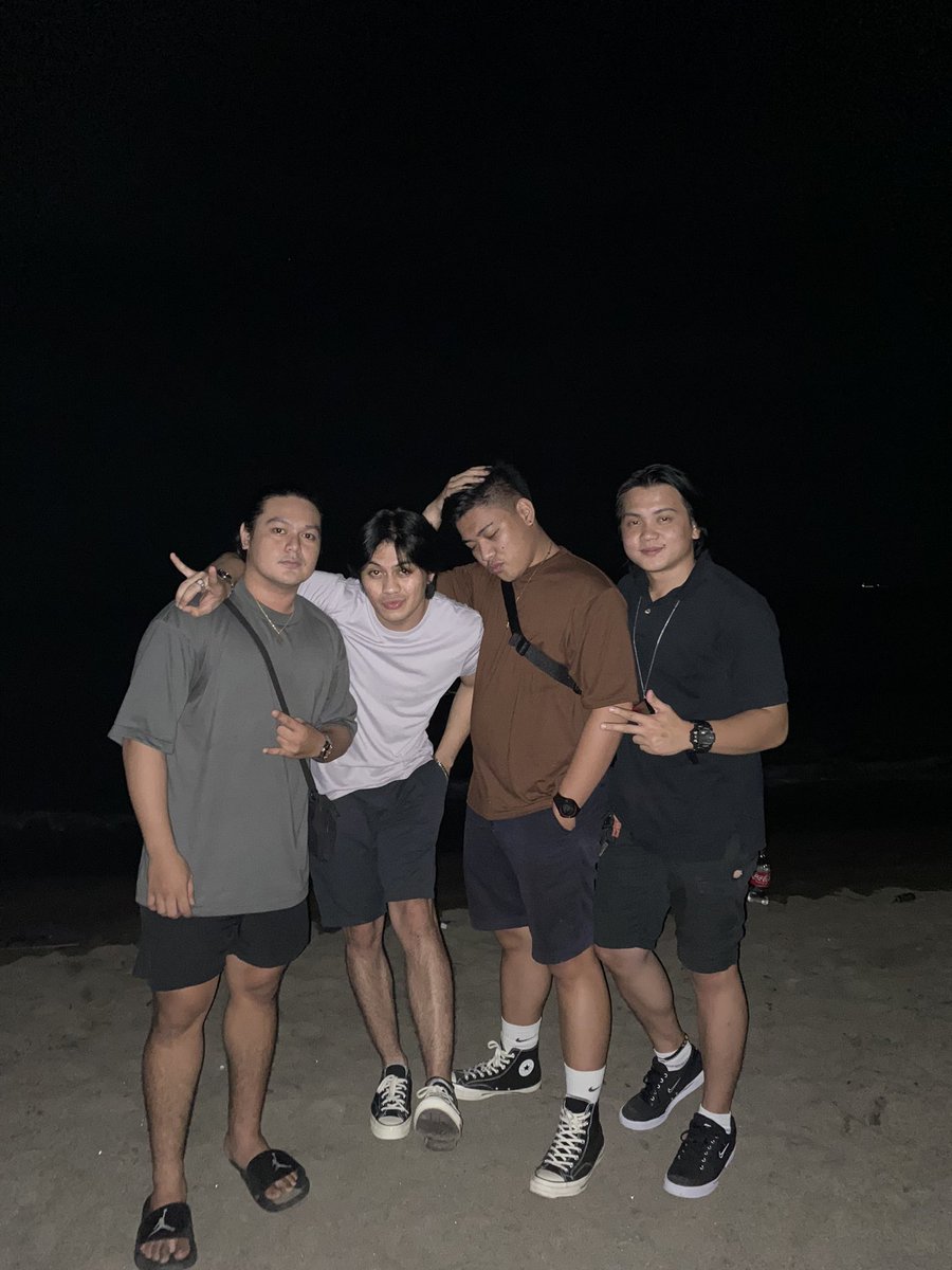 kierfelsungaXI's tweet photo. RE4L. 
See you when I see you boiz 🤝🏻 https://t.co/TAyLZXLDg8