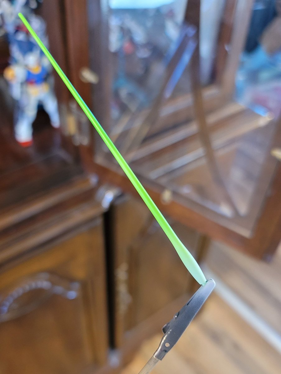 So I did my first gradient Beam Saber today! I used @smspaints advance lime green over white! This color will make an excellent beam color! #thescalemodellerssupply #smsadvance #smspaints #realgrade #winggundam #iwataairbrush