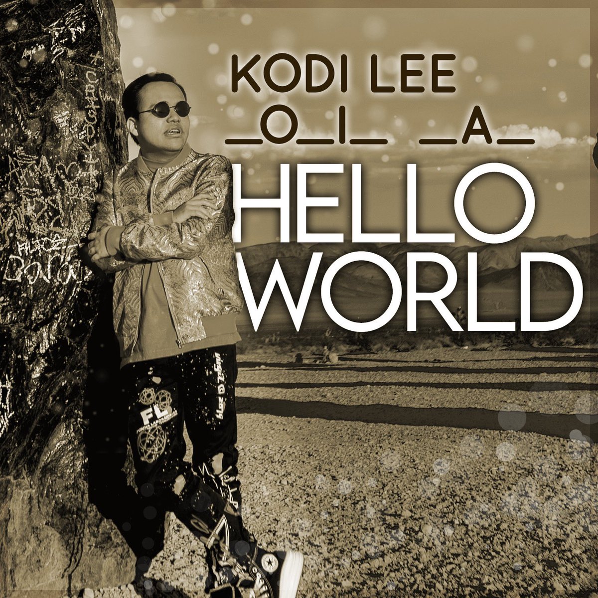 Kodileerocks's tweet photo. Hello World! Can’t fool you! 👍 Now here’s another little puzzle! Can you guess who the singer is who is featured on the song with me and what iconic band he’s from?? First person with the correct answer will win some Kodi merch! Heck yeah!! 🙌👊😎 #neworiginal https://t.co/5246NhyZHs