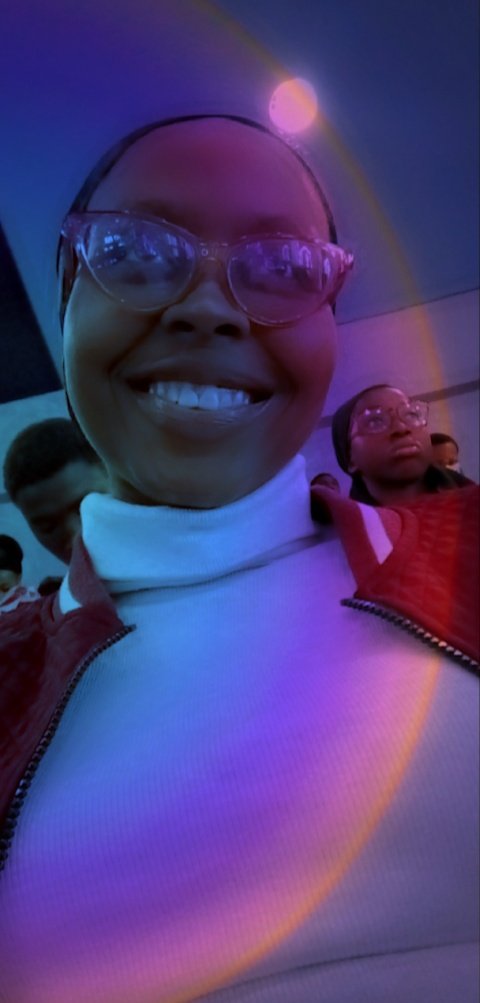 Oluwaseunbess's tweet photo. Happy New Year 🎉🥳🥳♥️
#firstpictureoftheyear
May this year be beautiful as this😍 https://t.co/MlM3PoNYpv