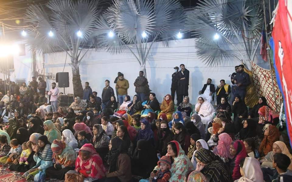 WomenWingpsp's tweet photo. چیئرمین پاک سرزمین پارٹی سید مصطفی کمال کا مرکزی سیکریٹریٹ پاکستان ہاؤس میں جنرل ورکرز اجلاس سے خطاب، اس موقع پر صدر PSP انیس احمد قائمخانی، اور مرکزی ذمہ داران سمیت کارکنان کی بڑی تعداد موجود-
#PSP #MustafaKamal #Karachi #Pakistan https://t.co/3Ynmz4jSWL