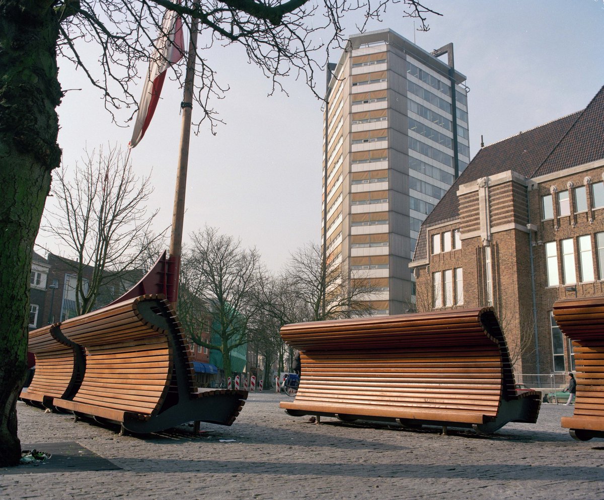 Ook rondlopen met de Neudeflat van Huig Maaskant op je buik? Dat kan! 

Shop hier👉martjankuit.nl/shop