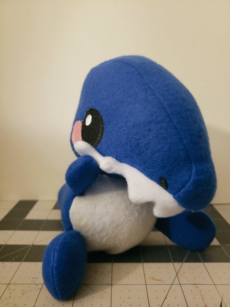 KuwaCraft's tweet photo. Hi everyone! Thanks for taking your time to look at my page. It means a lot. I'm Kuwa, and I just really like to sew. I find it very therapeutic if not frustrating at times. I sew plush and some cosplay when I can. Let's sew together!
Patterns:CholyKnight, turnonred, fleecefun. https://t.co/oCHeAnuFaS
