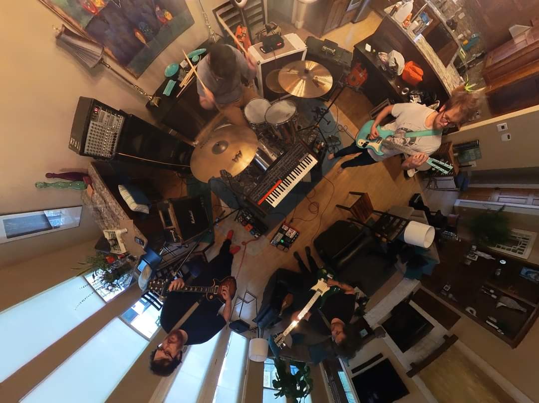 GrasshopperLiesHeavy (@liestglh) on Twitter photo 